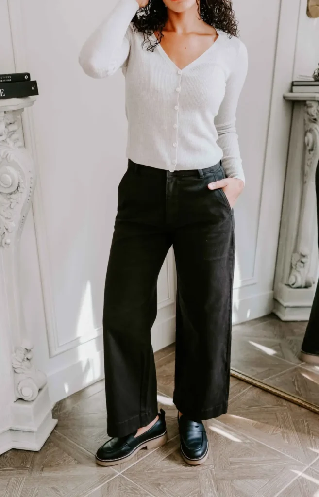 Wide-leg Pants

