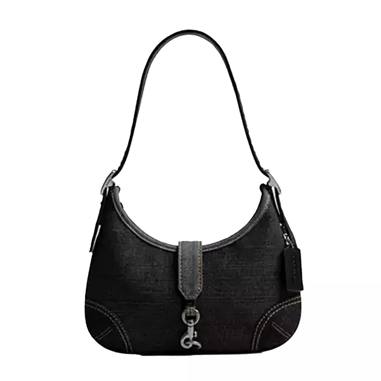 All Black Aesthetic: Coach Hamptons Hobo Bag
