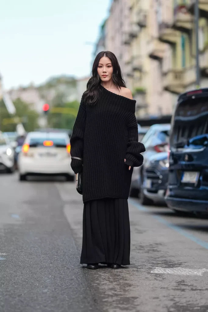 Short with long long layers oversized sweater